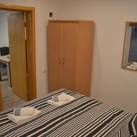 נובי סאד Apartman N&A מראה חיצוני תמונה