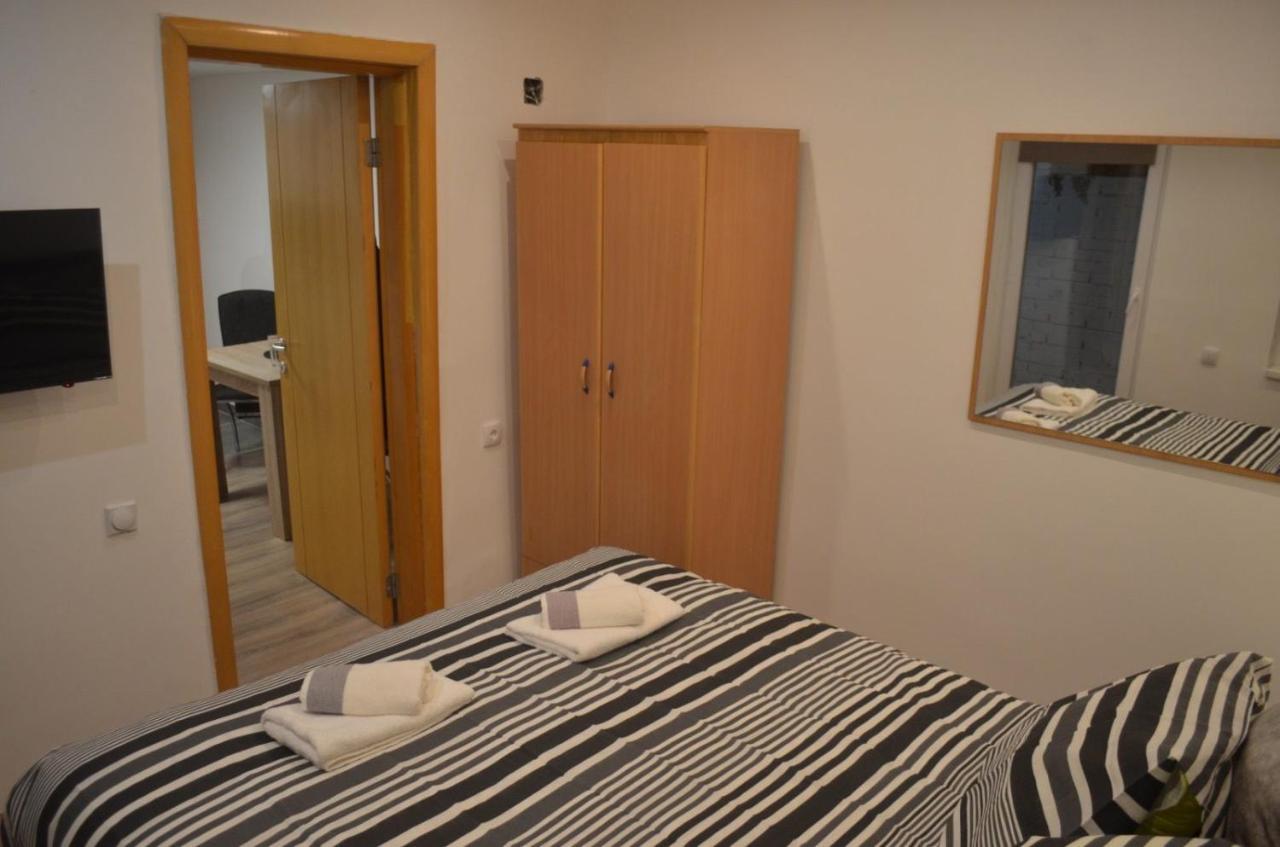 נובי סאד Apartman N&A מראה חיצוני תמונה