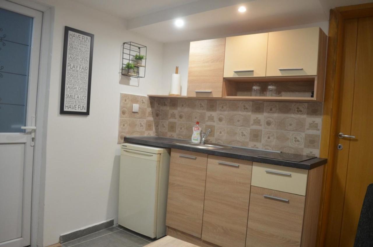 נובי סאד Apartman N&A מראה חיצוני תמונה