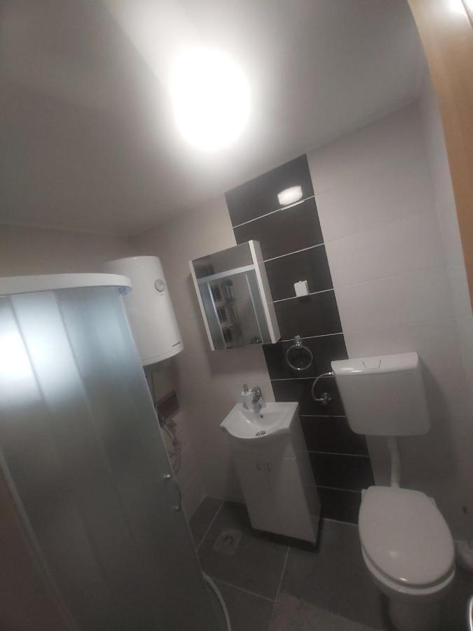 נובי סאד Apartman N&A מראה חיצוני תמונה
